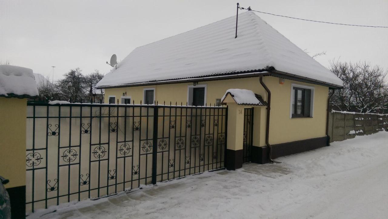 Апартаменти Eva'S Little House - Acasa La Taticul Albinelor Sinca Veche Екстер'єр фото